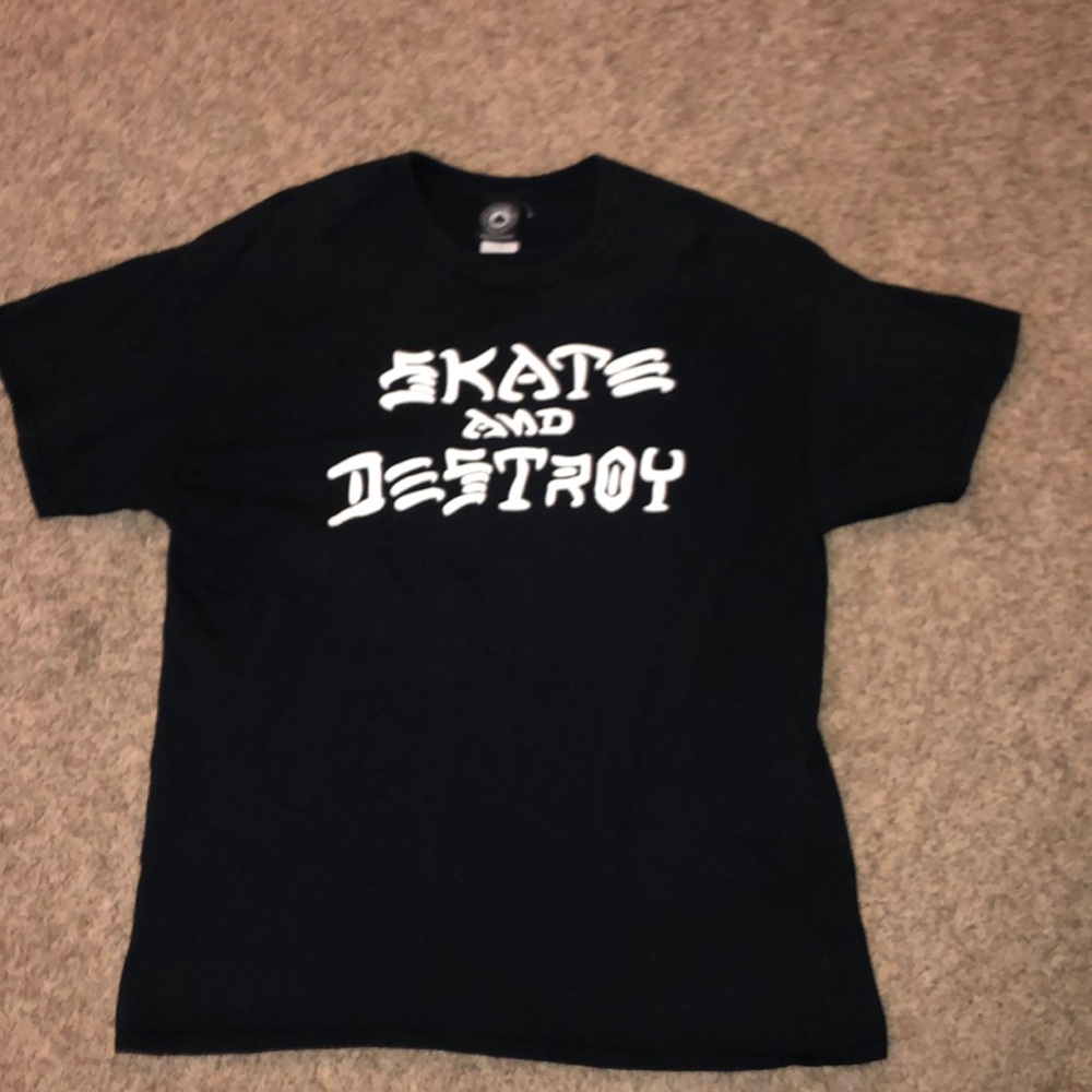 Skate and destroy tee
